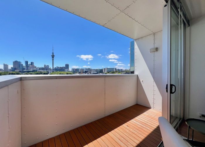  at 401/22 Fisher-Point Drive, Freemans Bay, Auckland City, Auckland