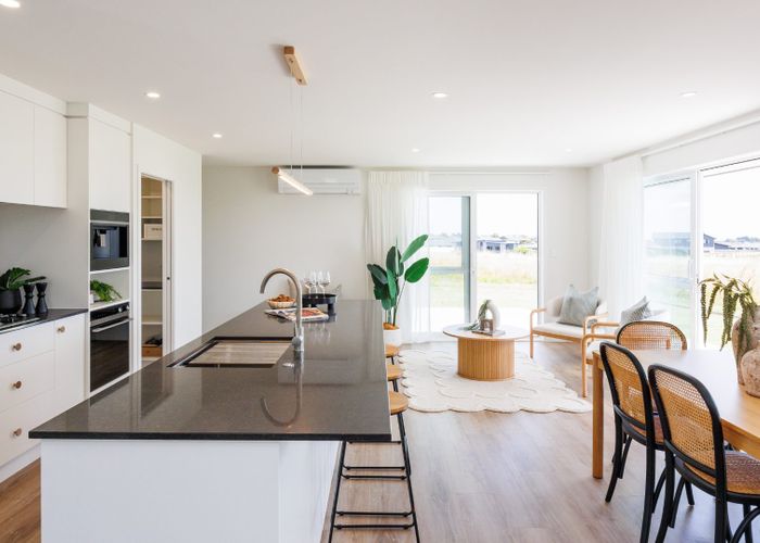  at 69 Atlantic Drive, Fitzherbert, Palmerston North, Manawatu / Whanganui