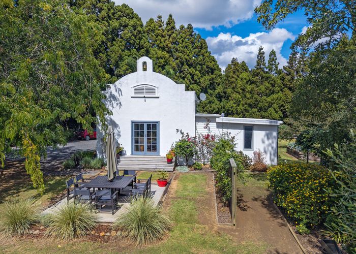  at 133 Apotu Road, Kamo