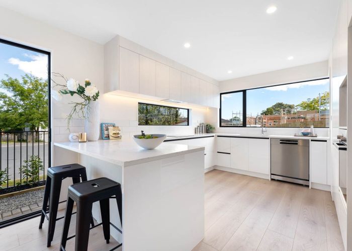  at 21A Crosby Road, West Harbour, Waitakere City, Auckland