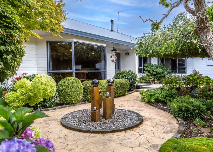  at 8 Mole Street, Greytown
