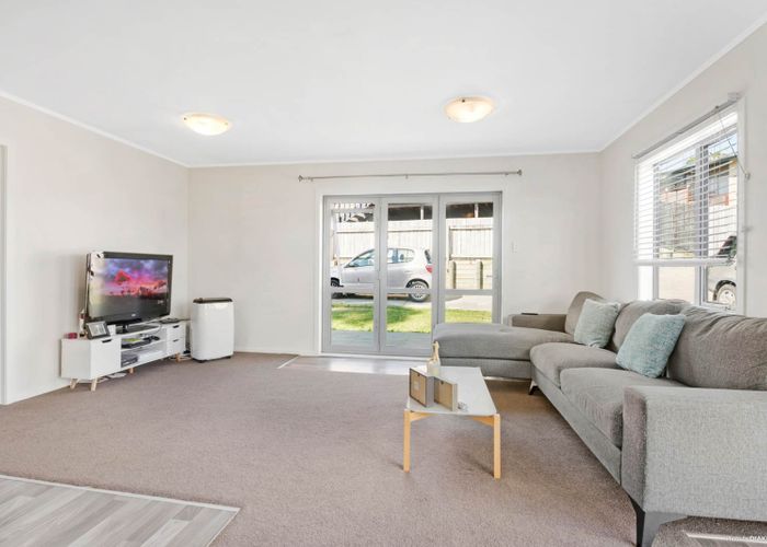 at 15A Flaunty Place, West Harbour, Auckland
