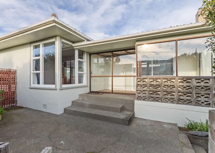  at 176 Karaka Street, Castlecliff, Whanganui