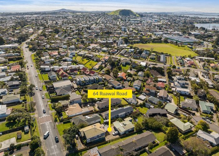  at 64 Ruawai Road, Mount Wellington, Auckland