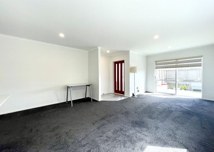  at 9 Kutukutu Street, Takanini, Papakura, Auckland
