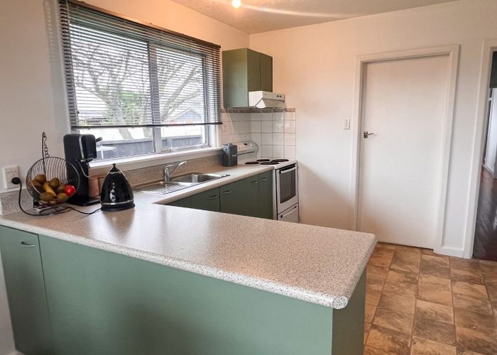  at 16 Daniels Road, Redwood, Christchurch City, Canterbury