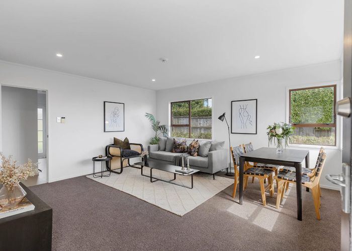  at 2/15 Seaview Terrace, Mount Albert, Auckland City, Auckland
