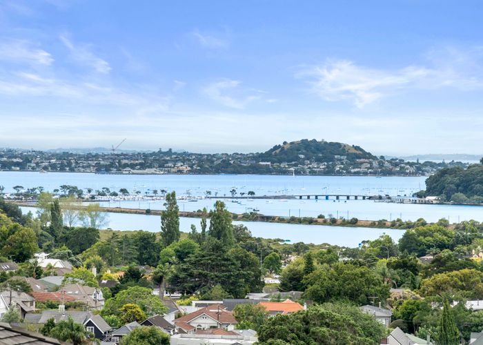  at 96B Upland Road, Remuera, Auckland