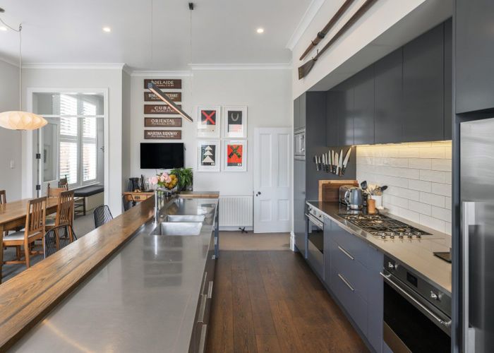  at 18 Austin Street, Mount Victoria, Wellington