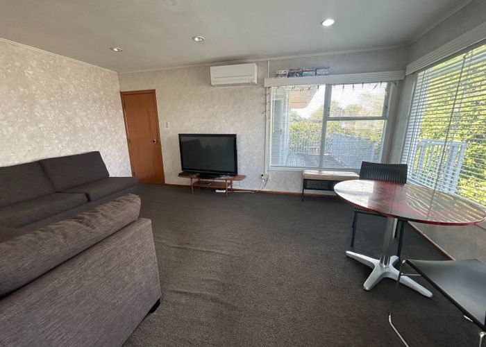  at 627 Te Atatu Road, Te Atatu Peninsula, Waitakere City, Auckland