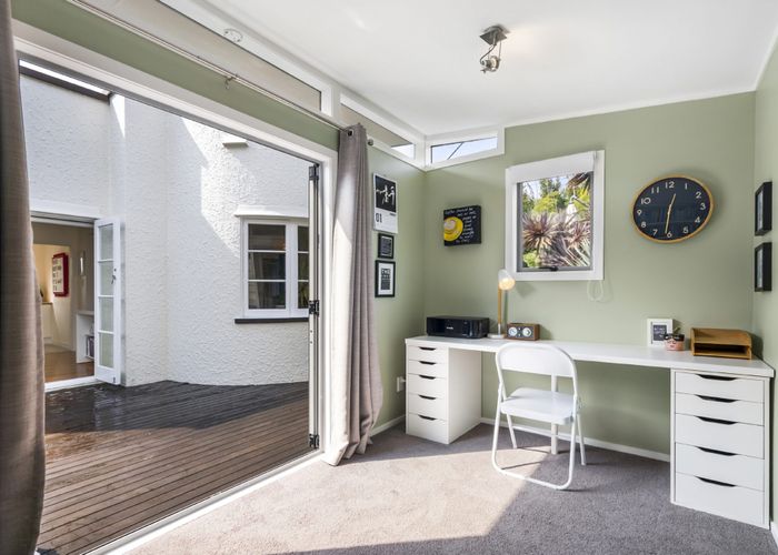  at 1/46 Eversleigh Road, Belmont, North Shore City, Auckland