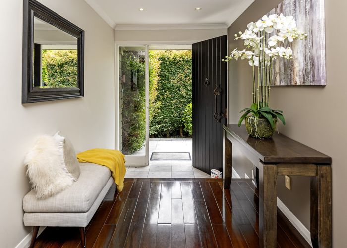  at 104 Mellons Bay Road, Mellons Bay, Auckland