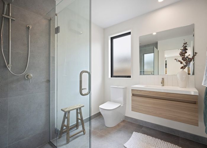  at 2/8 Larch Place, Casebrook, Christchurch