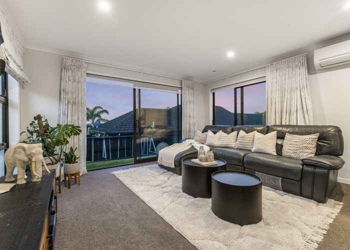  at 40 Intrepid Crescent, Beachlands, Manukau City, Auckland