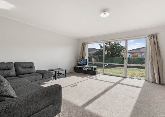  at 2/69 Rangitoto Road, Papatoetoe, Manukau City, Auckland