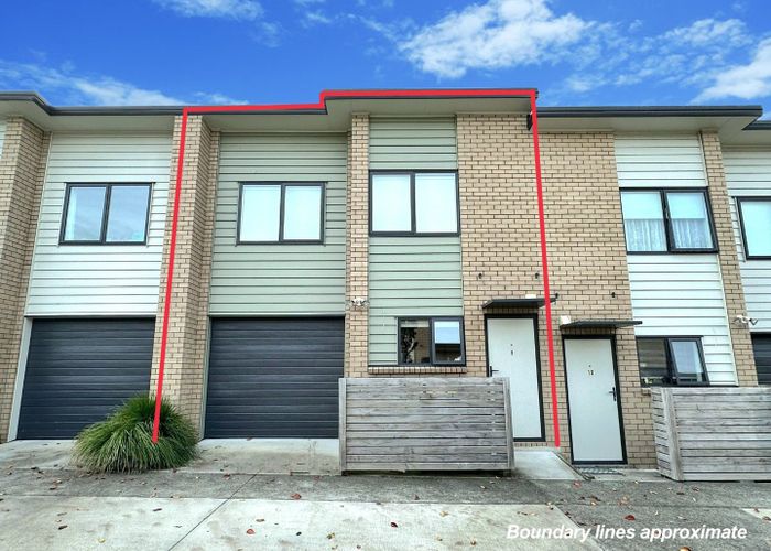  at 8 Pangu Way, Mangere, Manukau City, Auckland