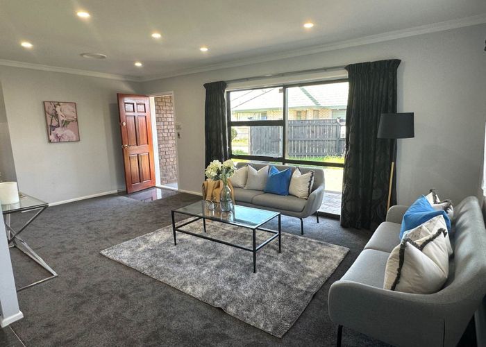  at 70 Manuroa Road, Takanini, Auckland