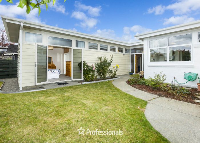  at 9 Brentwood Street, Trentham, Upper Hutt