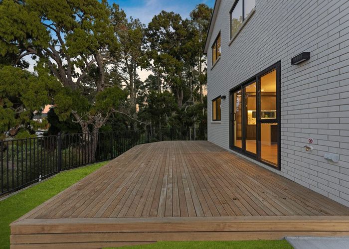  at 27 Tannaghmore Drive, Flat Bush, Manukau City, Auckland