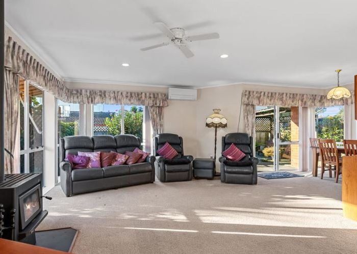  at 5 Bayfair Drive, Mount Maunganui, Mount Maunganui