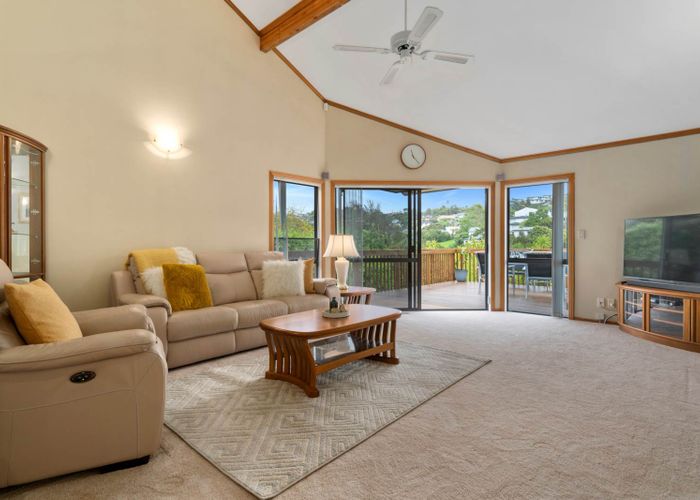  at 19 Bayside Drive, Browns Bay, Auckland