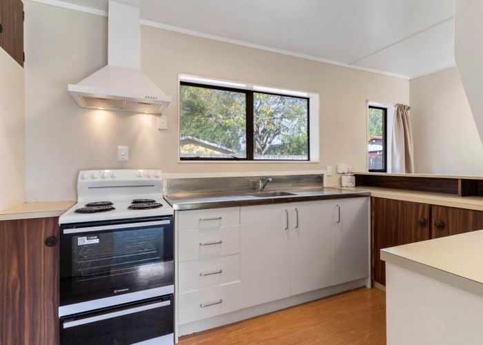 at 2/545 Weymouth Road, Weymouth, Manukau City, Auckland
