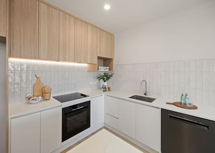  at 2/31 Lumino Terrace, Peacocke, Hamilton, Waikato