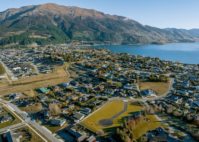  at 8 Yorkie Way, Lake Hawea, Wanaka, Otago
