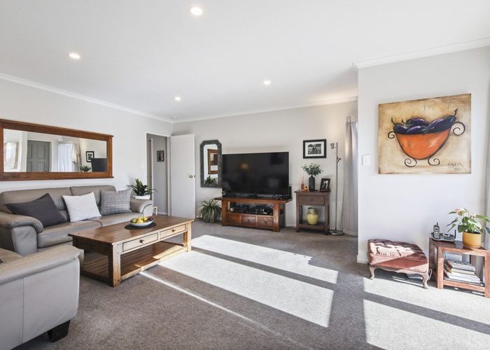  at 2/12 Giles Place, Shirley, Christchurch