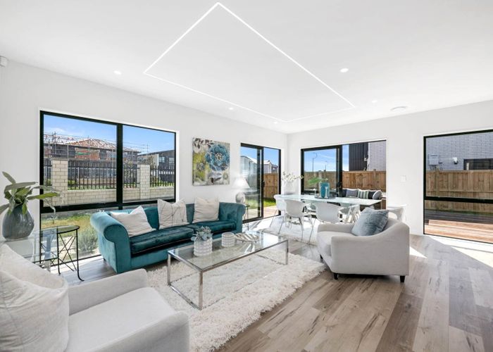  at 15 Drumaness Road, Flat Bush, Manukau City, Auckland