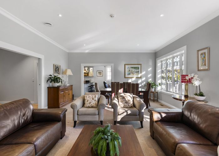  at 27 Friend Street, Karori, Wellington, Wellington