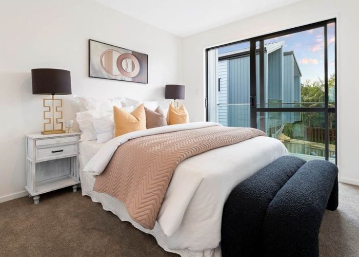  at 17E Tabitha Crescent, Henderson, Auckland