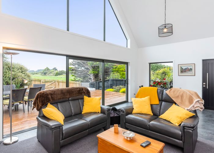  at 42 Pukenamu Road, Te Horo