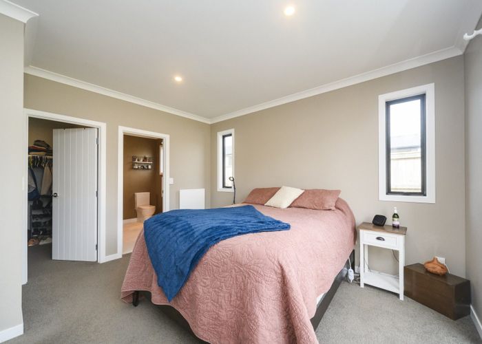  at 20 Varsity Heights, Fitzherbert, Palmerston North, Manawatu / Whanganui