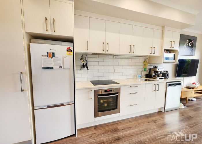  at 5 Harakeke Road, Hobsonville, Waitakere City, Auckland