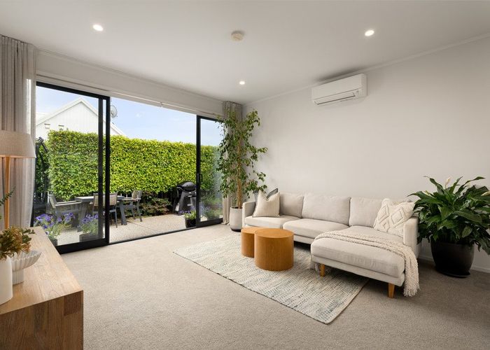  at 24 Te Nohotu Road, Glen Innes, Auckland City, Auckland