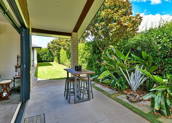  at 27 Searle Drive, Patumahoe, Franklin, Auckland