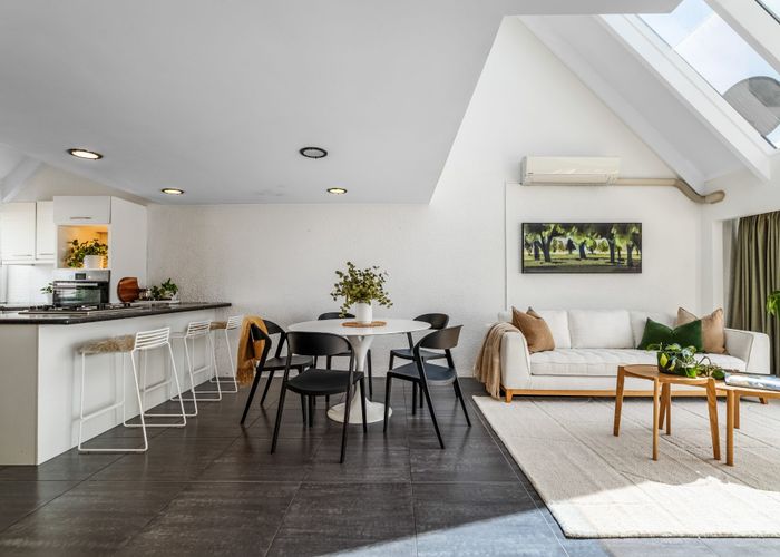  at 2/47 Jervois Road, Ponsonby, Auckland City, Auckland