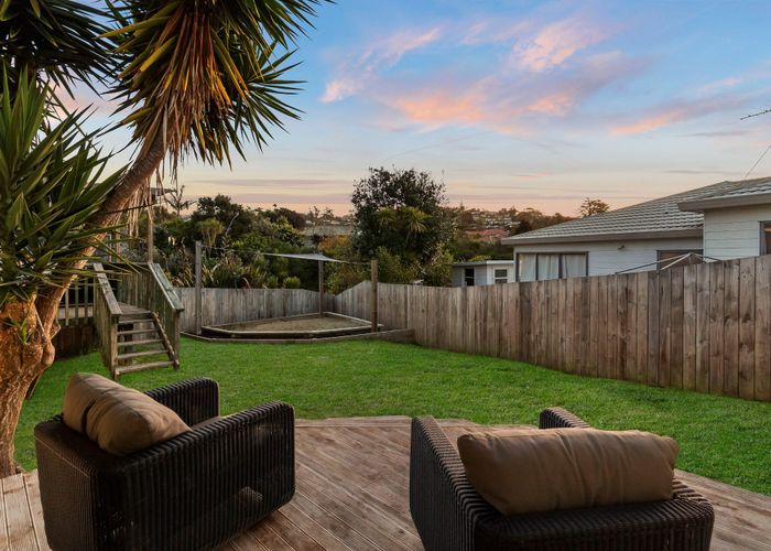  at 32 Donald Street, Stanmore Bay, Whangaparaoa