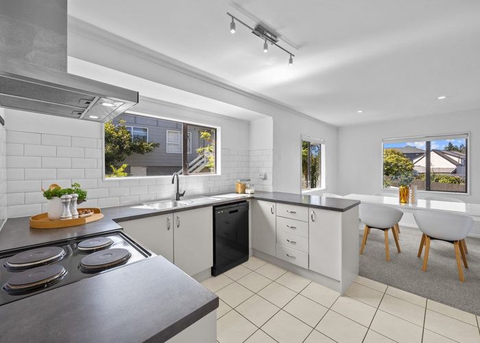  at 64 Vintage Drive, Henderson, Waitakere City, Auckland