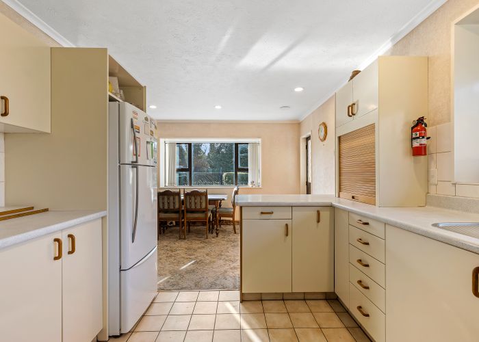  at 105 Heywards Road, Clarkville