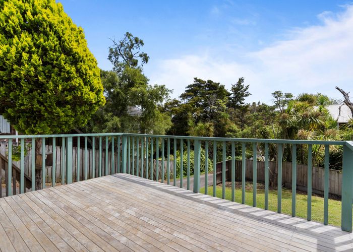  at 2/18 Evans Road, Glen Eden, Auckland