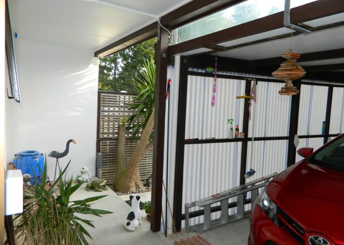  at 9B ASH grove, RANUI, PORIRUA