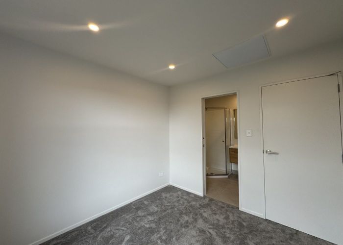  at 5/268 Rangatira Road, Beach Haven, North Shore City, Auckland