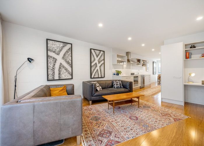  at 4/187 Kilmore Street, City Centre, Christchurch City, Canterbury