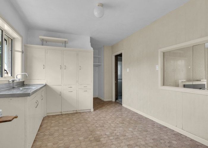  at 48 Cranbrook Avenue, Burnside, Christchurch City, Canterbury