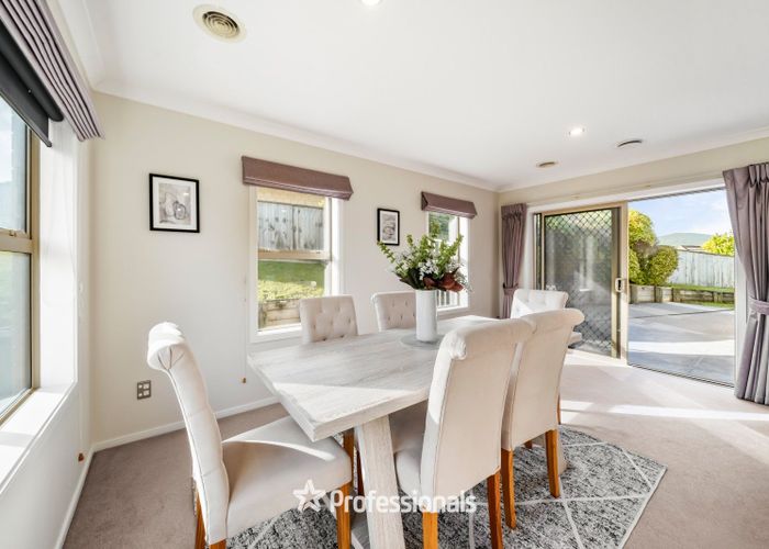 at 5 Tasman Close, Aotea, Porirua, Wellington