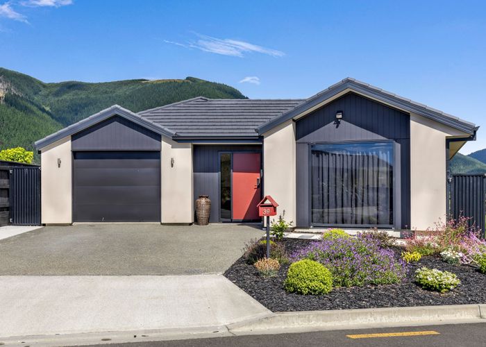  at 39 Huntaway Close, Stoke, Nelson, Nelson / Tasman