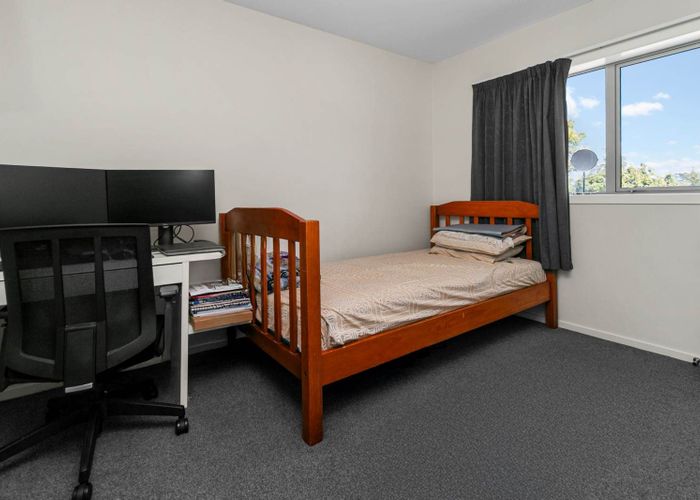  at 1/16 Fairway Drive, Mount Roskill, Auckland City, Auckland