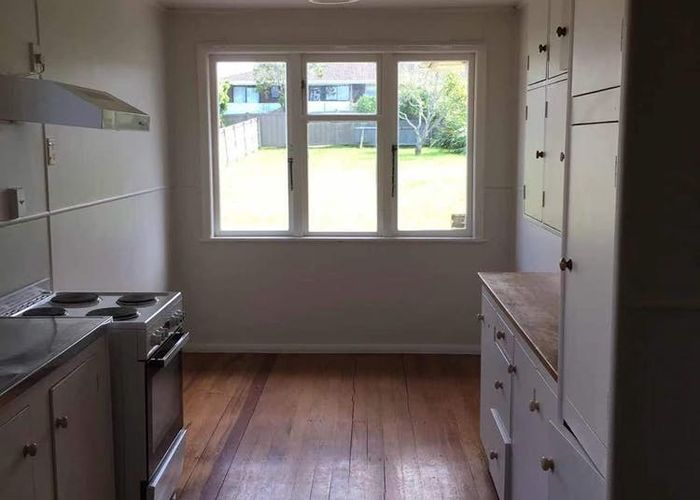  at 40 Wattle Street, New Lynn, Auckland